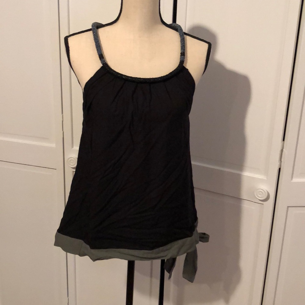 Beaded collared tank